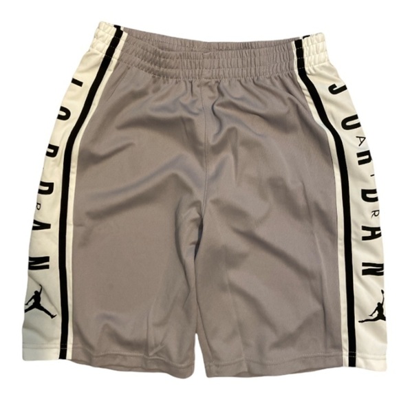 JORDAN Boys Atmosphere Gray Basketball Shorts Kids Size Large NWT - Picture 2 of 8